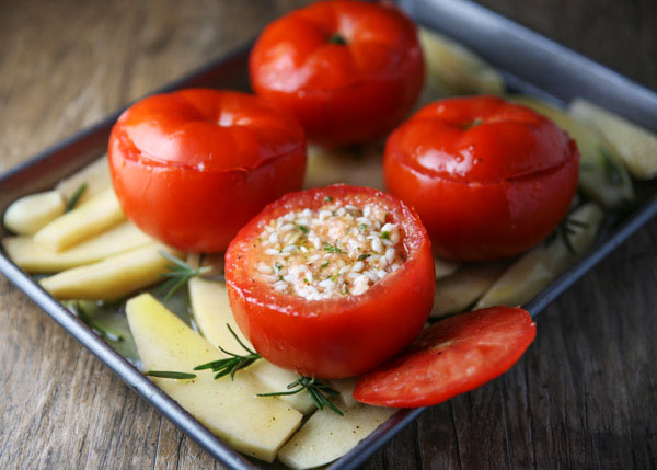 Pomodori Ripieni Di Riso (Baked Stuffed Tomatoes With Rice) - Orgasmik ...